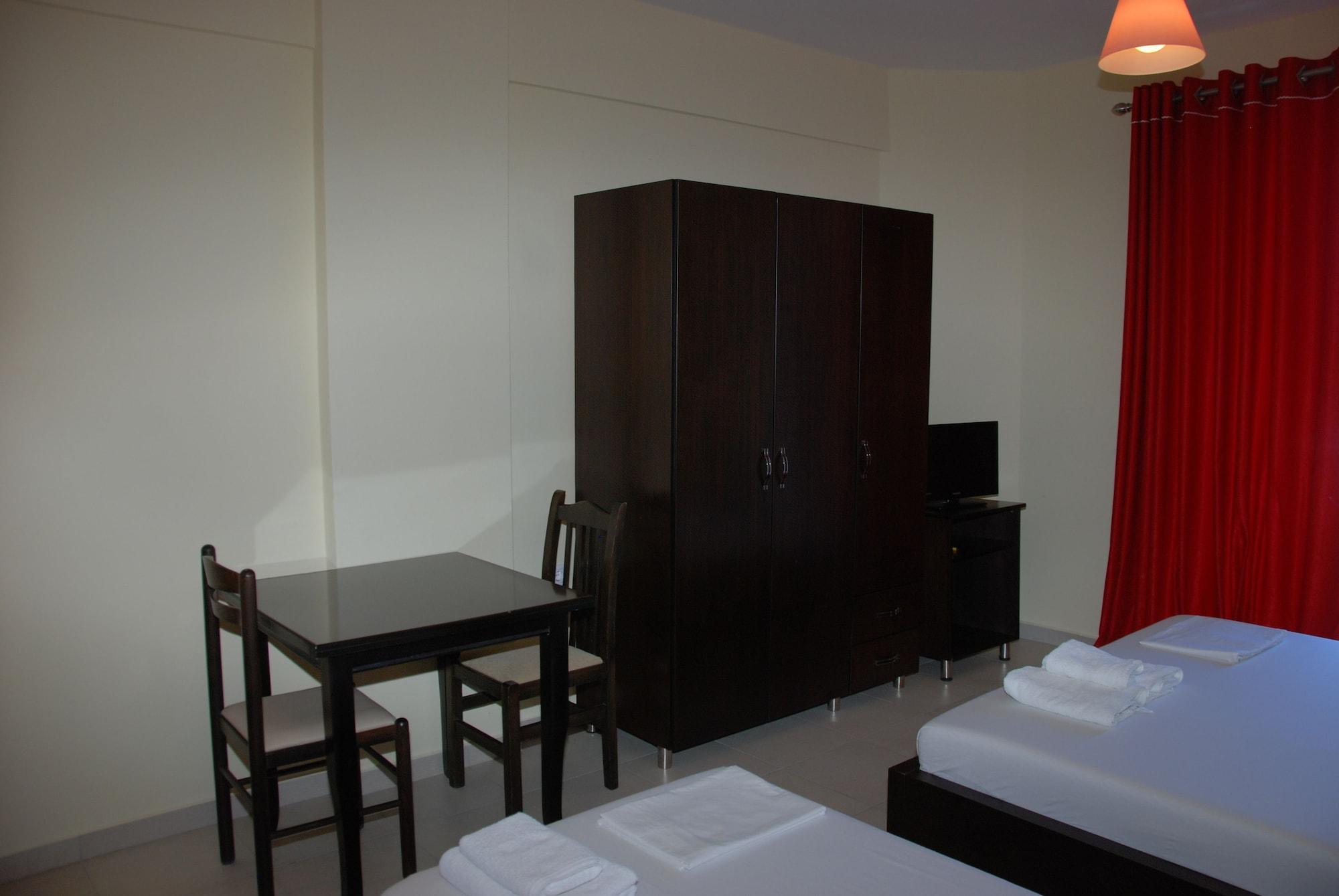 Summer Dream Hotel ساراندا المظهر الخارجي الصورة